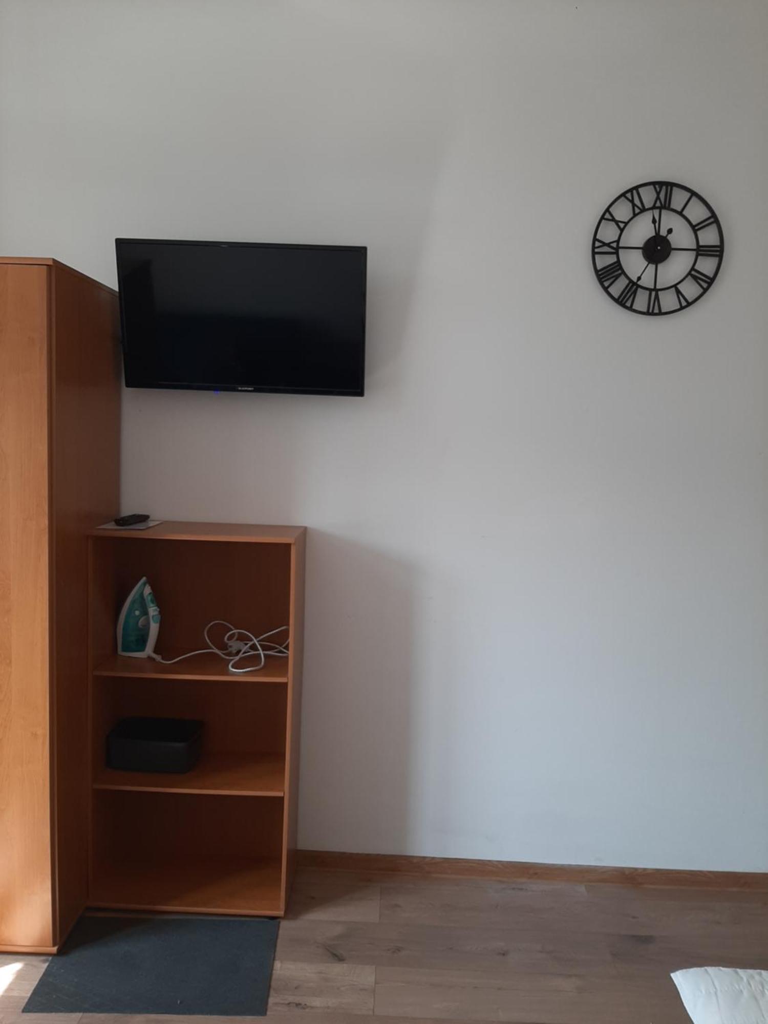 Apartamenty Marco 3-Bis- Przy Dworcu-Stare Miasto-Super Wi Fi Cracovia Exterior foto